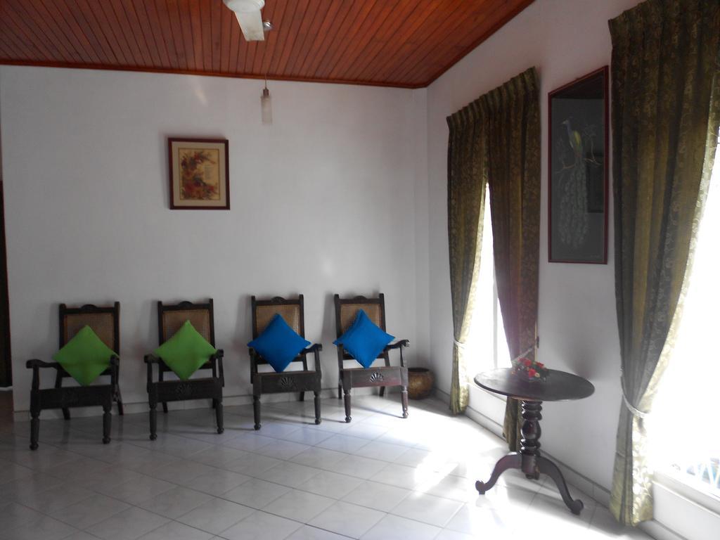 Anusha Apartment 15 Homestay Galle Extérieur photo