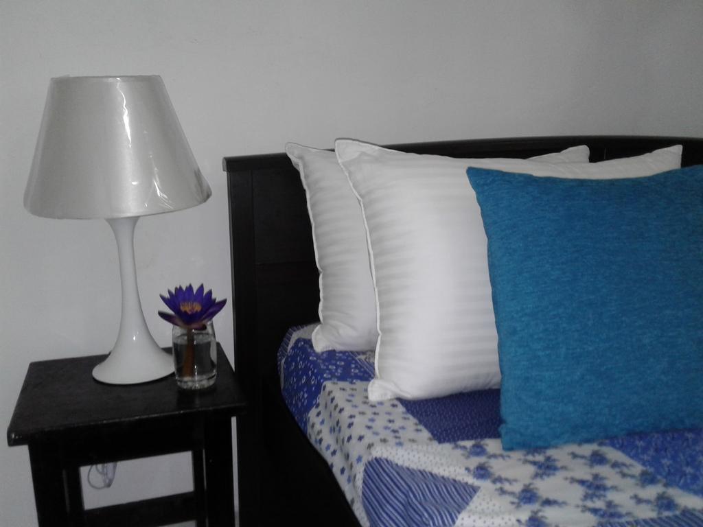 Anusha Apartment 15 Homestay Galle Extérieur photo
