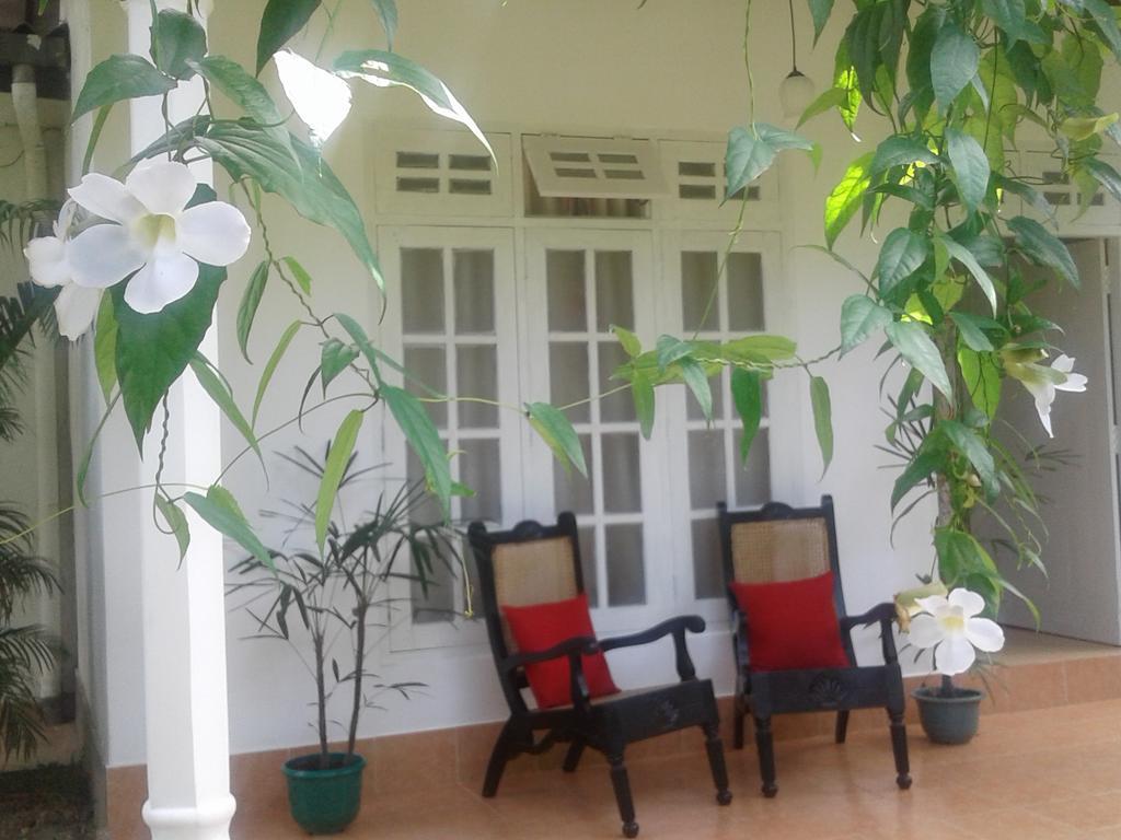 Anusha Apartment 15 Homestay Galle Extérieur photo