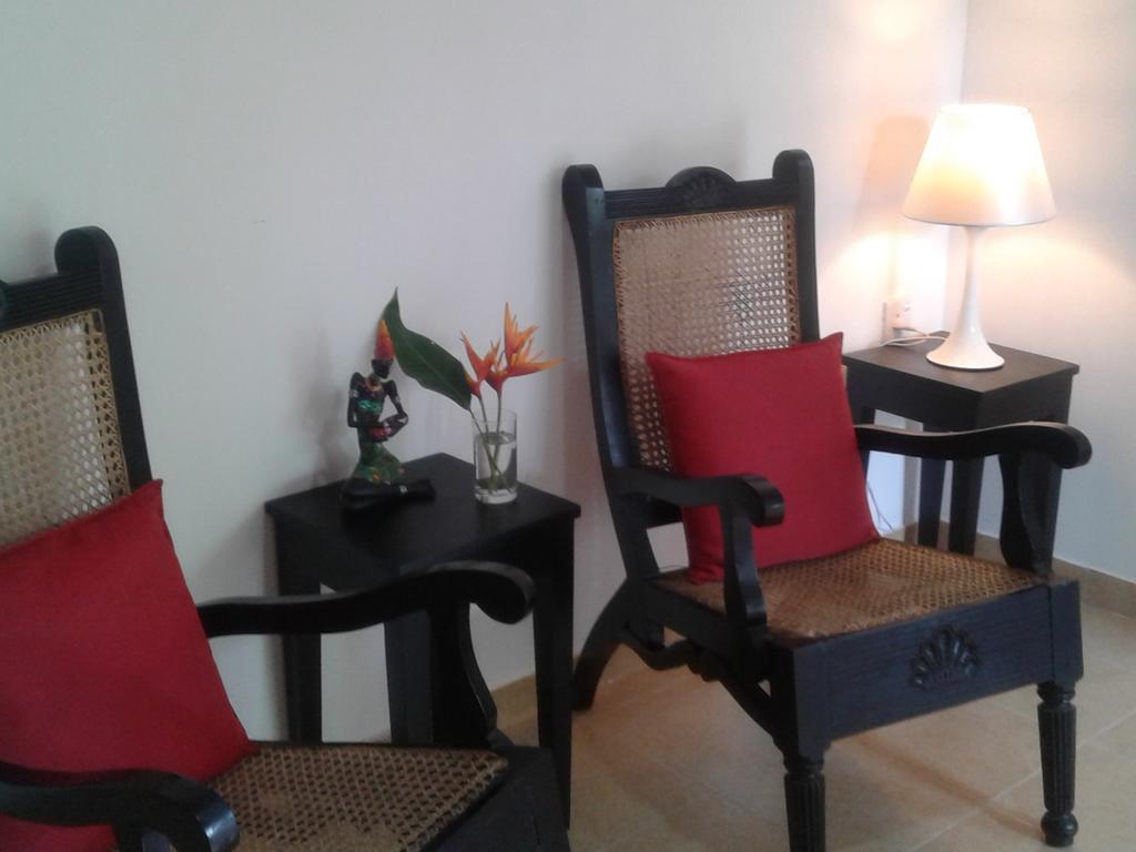 Anusha Apartment 15 Homestay Galle Extérieur photo