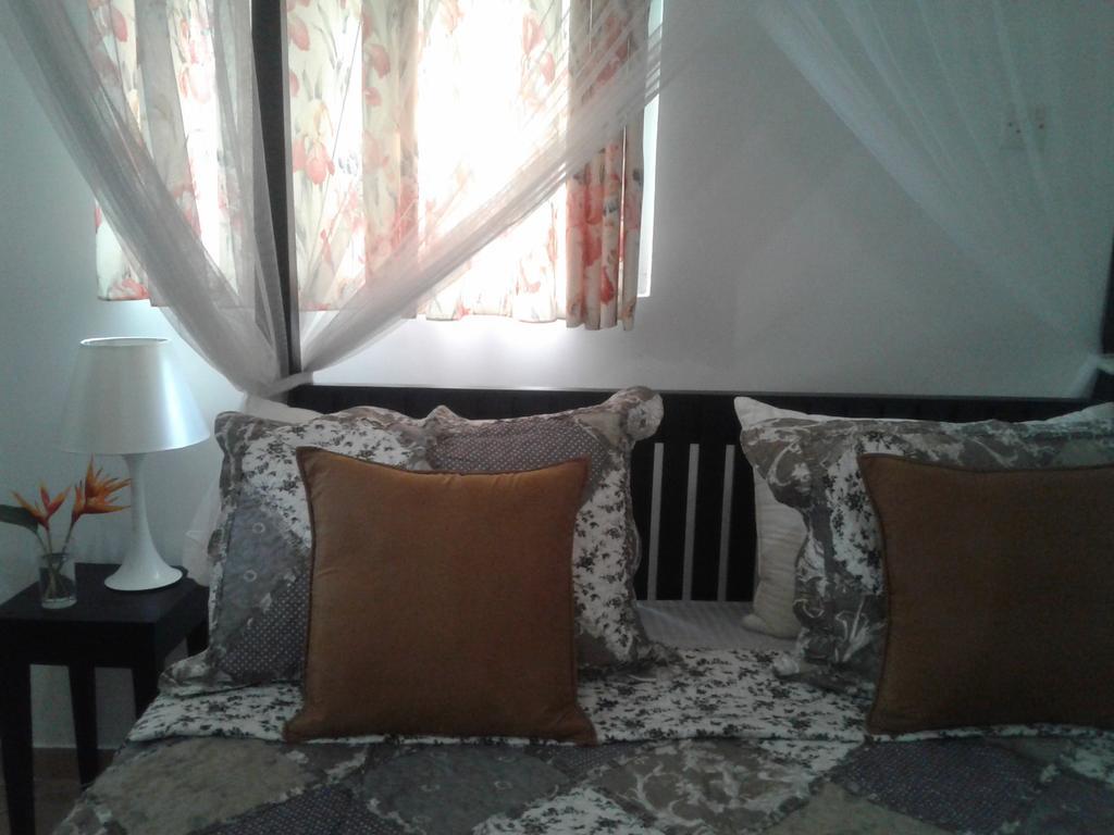 Anusha Apartment 15 Homestay Galle Extérieur photo