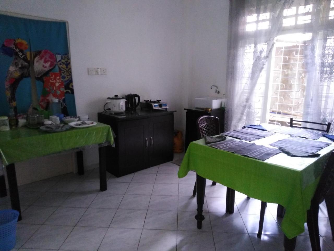 Anusha Apartment 15 Homestay Galle Extérieur photo